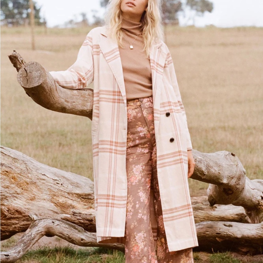 Spell & the Gypsy base camp trench